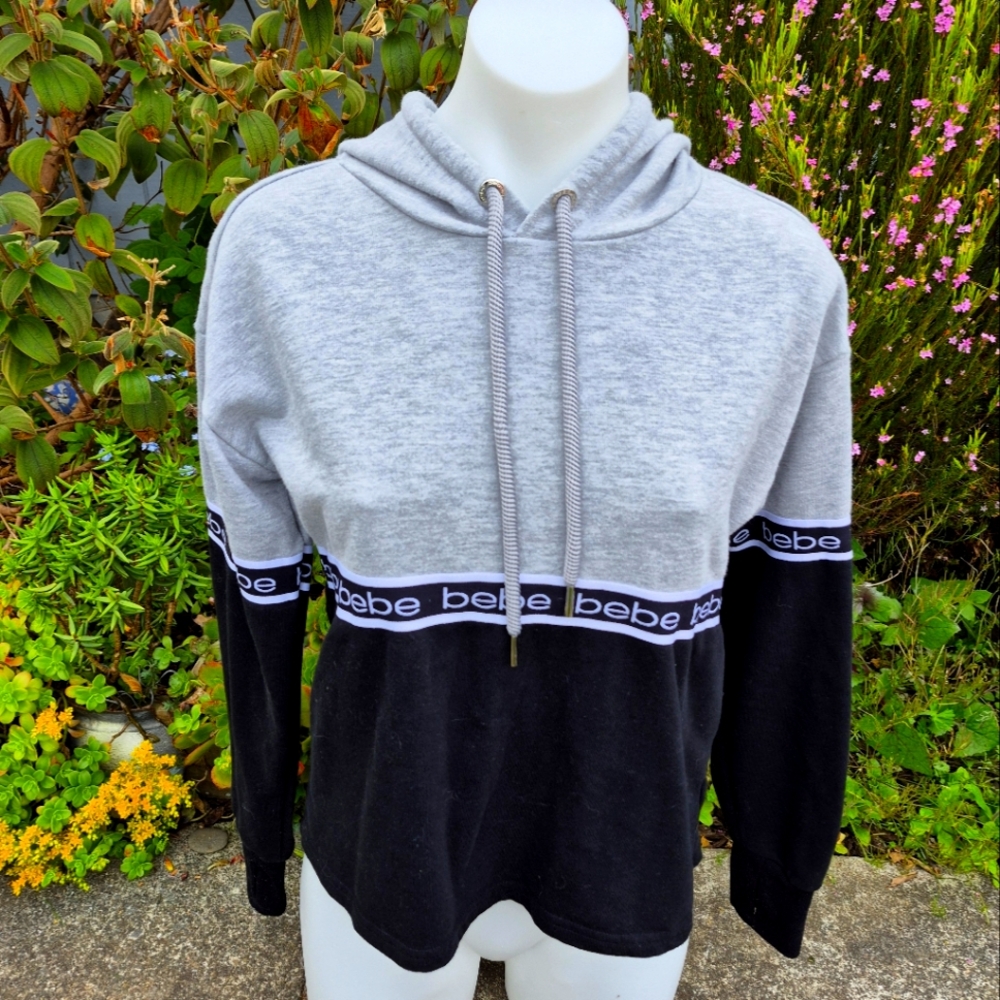 Bebe Sport Womens Gray and Black Hoodie Size Small
